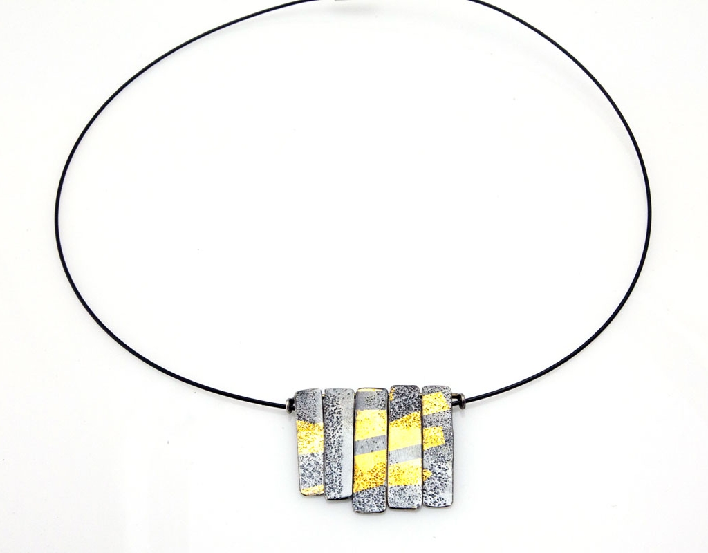 Titan Panel Choker